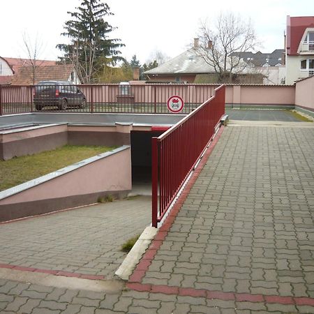 Lux Apartmanok Hajdúszoboszló Exteriér fotografie