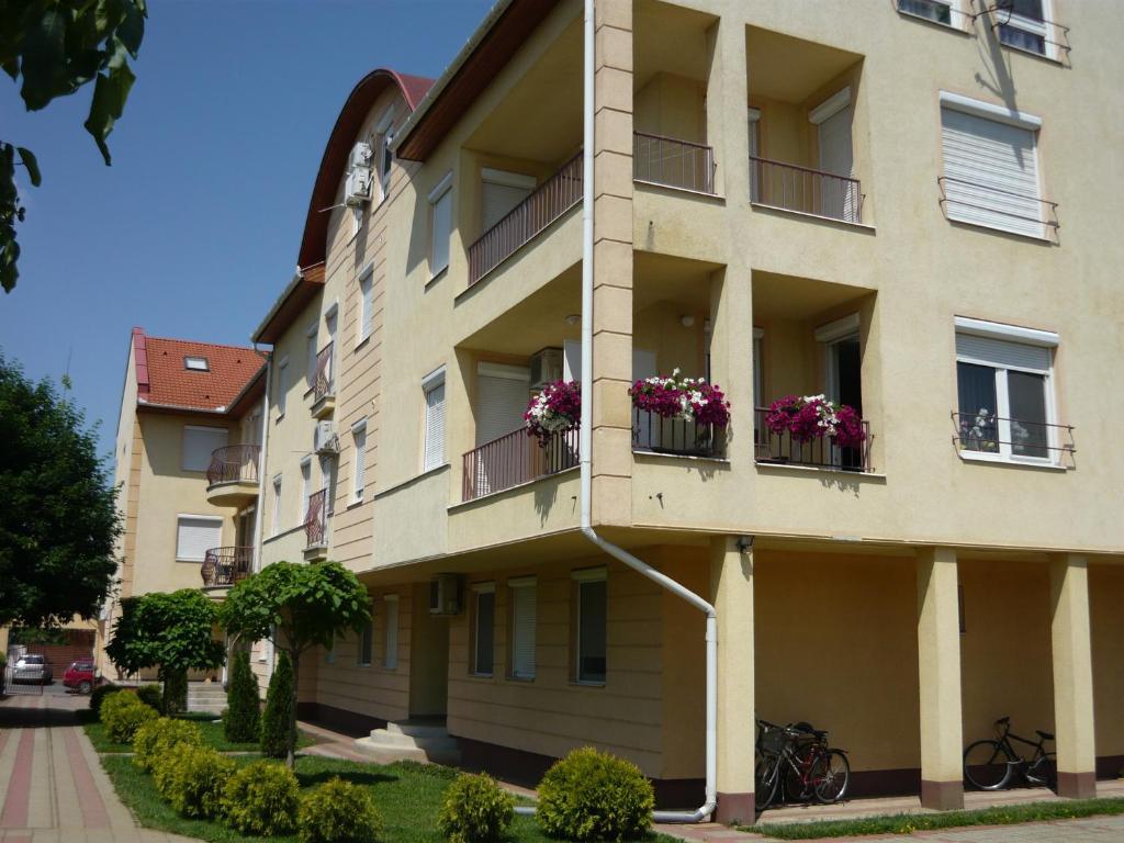 Lux Apartmanok Hajdúszoboszló Pokoj fotografie